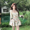 Sweet and spicy floral pattern square-neck fitted-waist short skirt