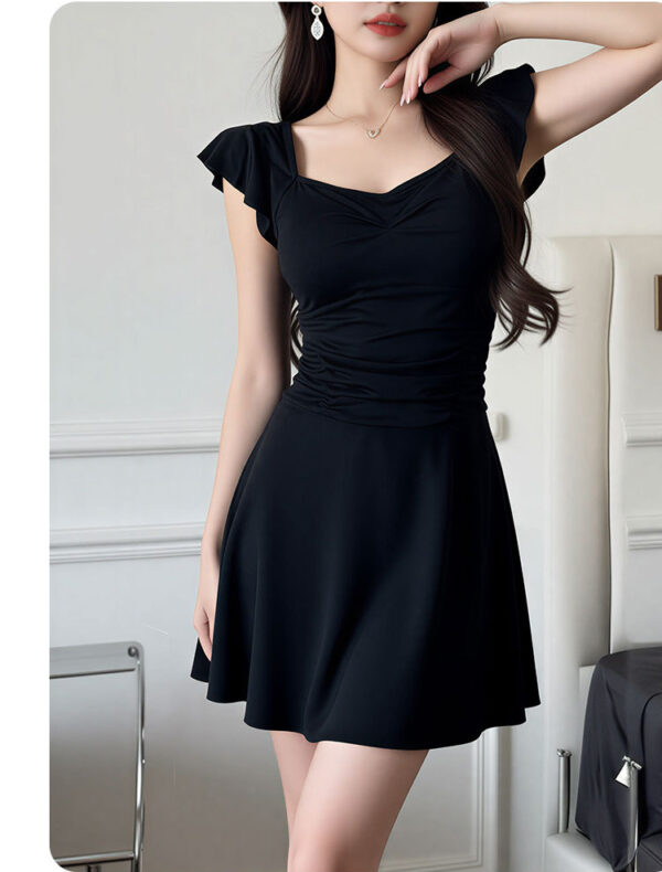 O1CN01IevI521PZBQNL3CAt_!!2221539971854-0-cib Black one-piece swimsuit with a skirt-style