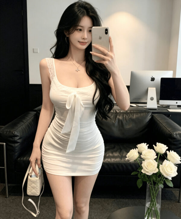 Lace camisole dress with straps